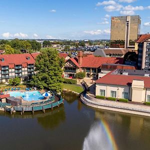 Sheraton Westport Lakeside Chalet